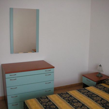 Case Vacanza Fenicotteri Сан-Теодоро Екстер'єр фото